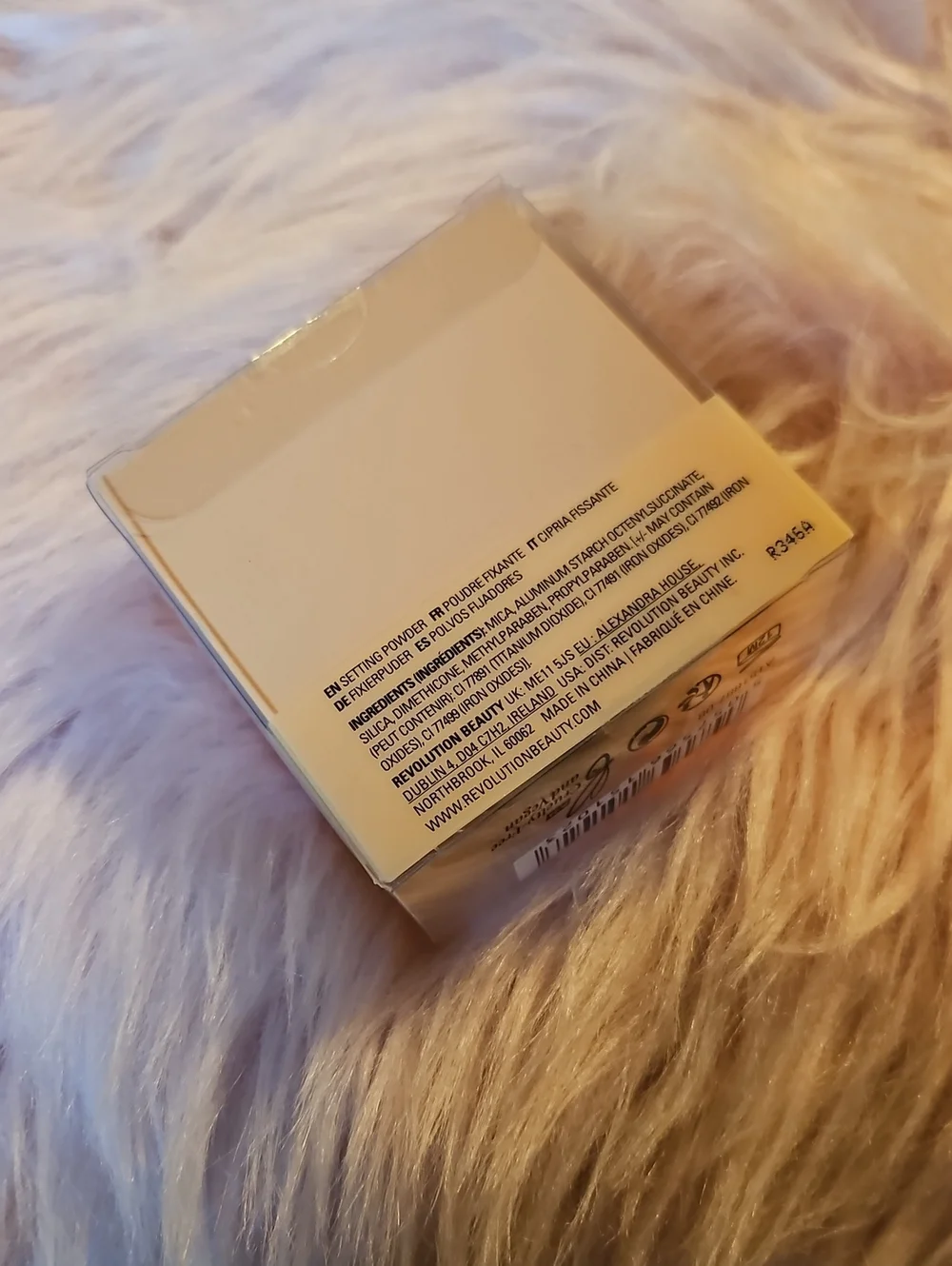 🆕️Makeup Revolution Loose Setting Powder - Deep Honey